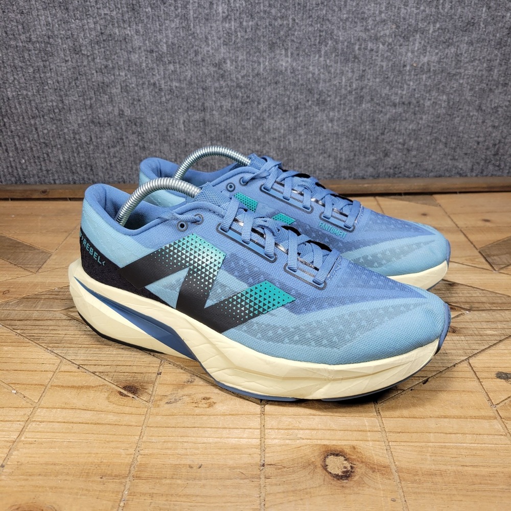 New Balance FuelCell Rebel v4 Sneakers Men's 10 Blue Cream Running Shoes
